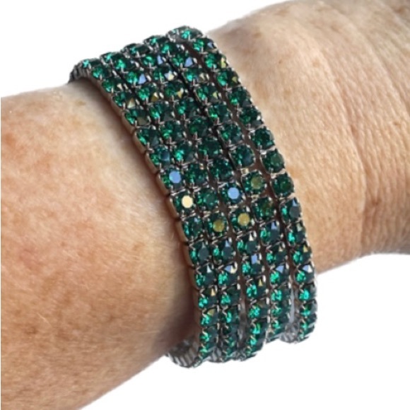 Swarovski Emerald Green Stretch Bracelet Set - Picture 3 of 5